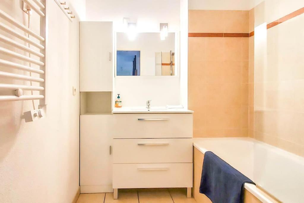 *Le Carpe Diem, Appartement 2 Chambres, Piscine, 2 Parking, Clim* Montpellier Dış mekan fotoğraf
